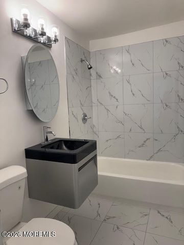 35 Manchester Court D, Freehold, NJ 07728