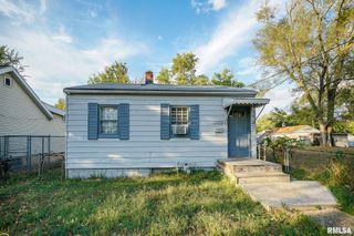 2413 W PROCTOR Street, Peoria, IL 61605