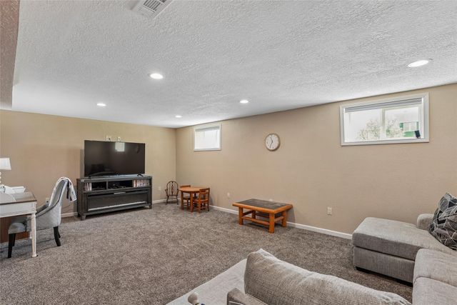 1312 N 6th Street, Indianola, IA 50125