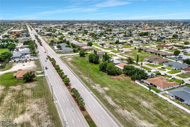 1808 Santa Barbara BLVD, Cape Coral, FL 33991