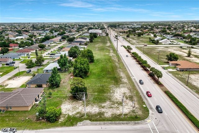 1808 Santa Barbara BLVD, Cape Coral, FL 33991