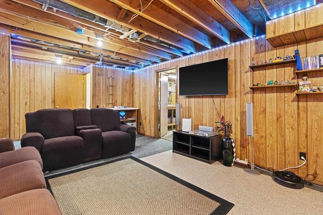 4117 Donald Drive, Madison, WI 53704