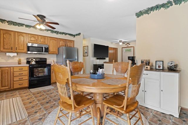 4117 Donald Drive, Madison, WI 53704