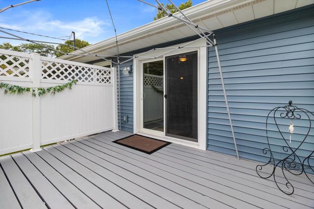 4117 Donald Drive, Madison, WI 53704
