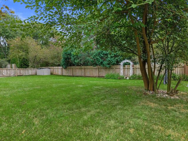 4117 Donald Drive, Madison, WI 53704
