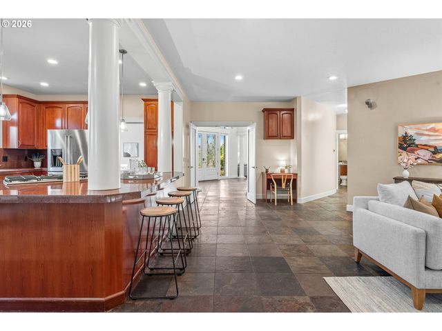 2909 Se LIBERTY Pl, Gresham, OR 97080