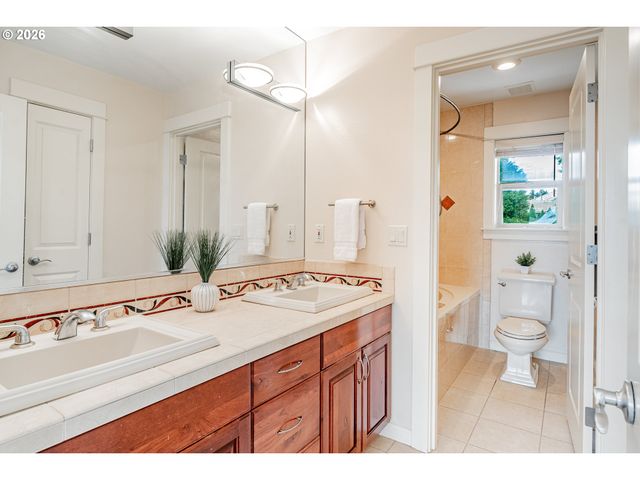 2909 Se LIBERTY Pl, Gresham, OR 97080