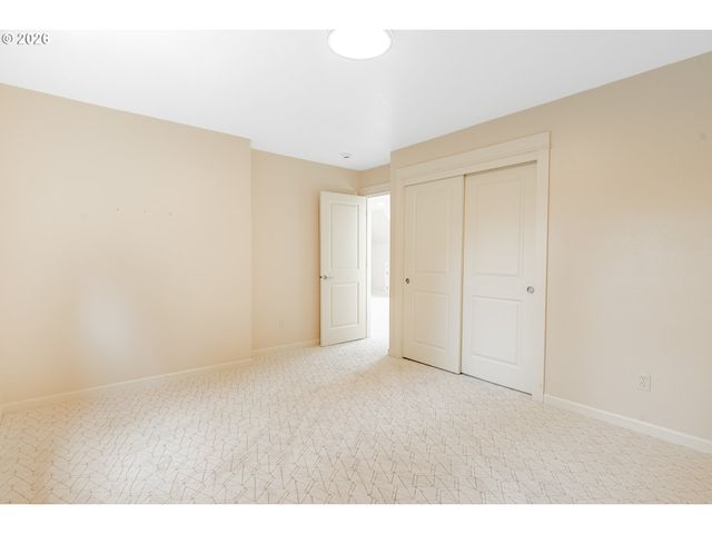 2909 Se LIBERTY Pl, Gresham, OR 97080