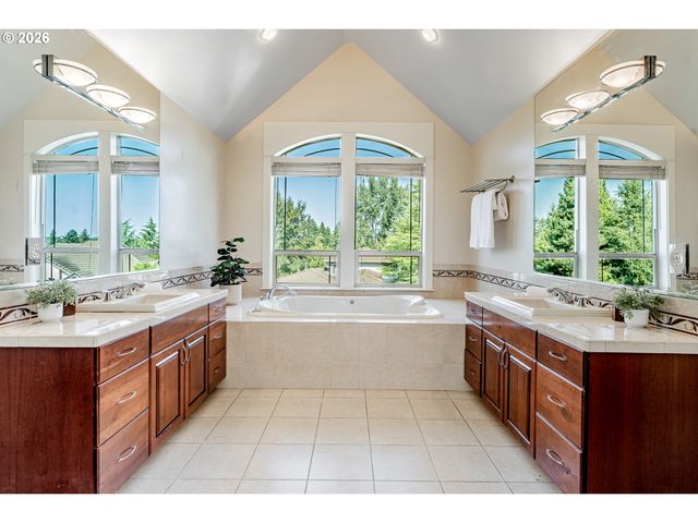 2909 Se LIBERTY Pl, Gresham, OR 97080