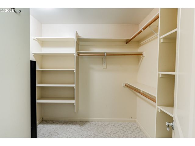 2909 Se LIBERTY Pl, Gresham, OR 97080