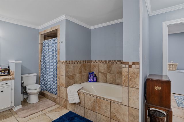 7433 Whispering Pines Drive, Shreveport, LA 71129