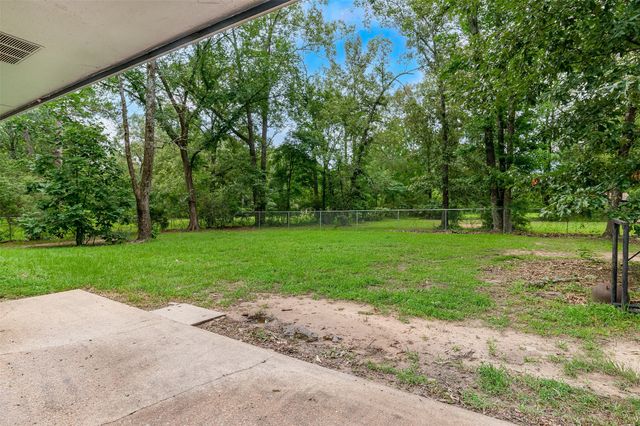 7433 Whispering Pines Drive, Shreveport, LA 71129