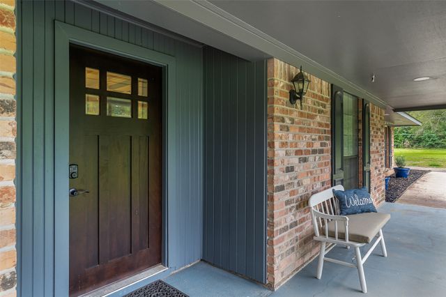7433 Whispering Pines Drive, Shreveport, LA 71129