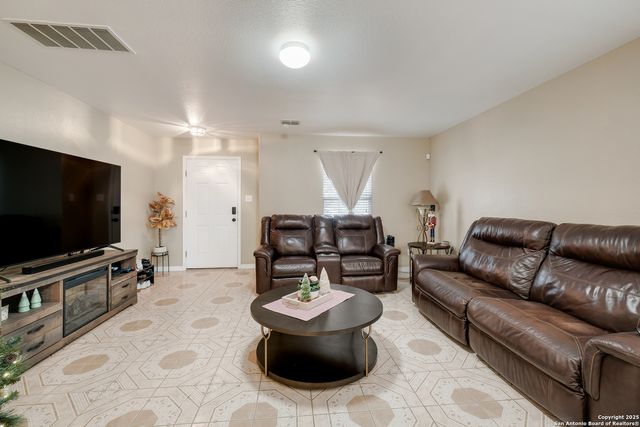 7311 Aphelion, San Antonio, TX 78252