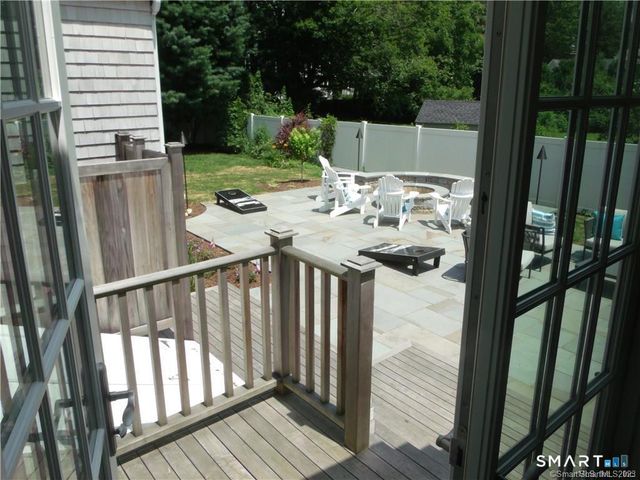 8 Lawson Drive, Madison, CT 06443