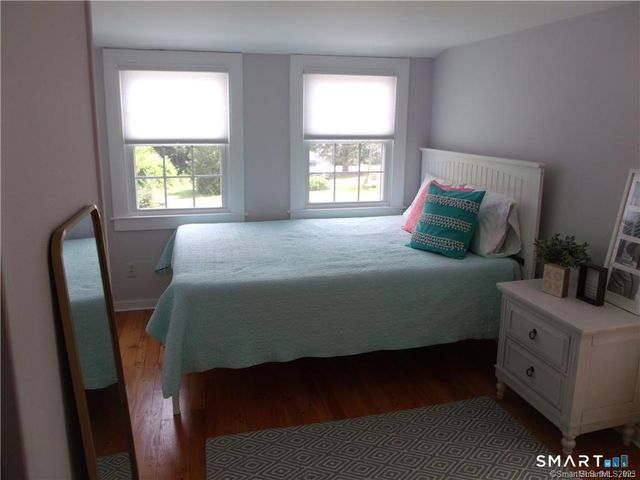 8 Lawson Drive, Madison, CT 06443