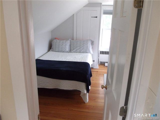 8 Lawson Drive, Madison, CT 06443