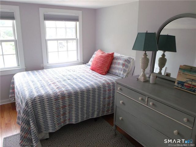 8 Lawson Drive, Madison, CT 06443