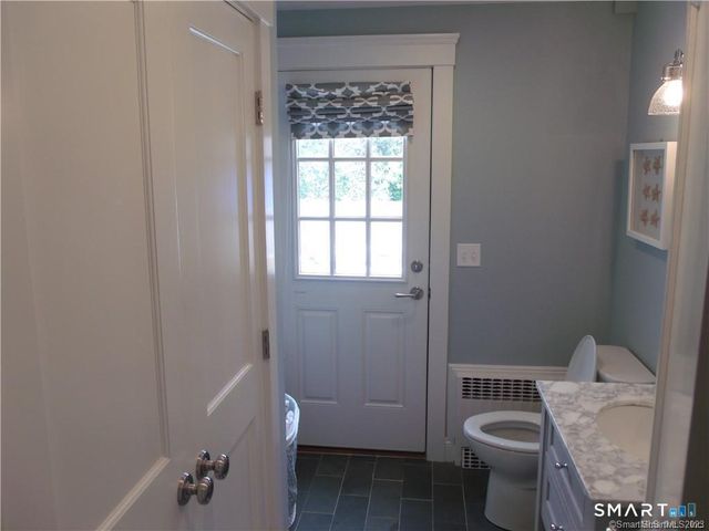 8 Lawson Drive, Madison, CT 06443