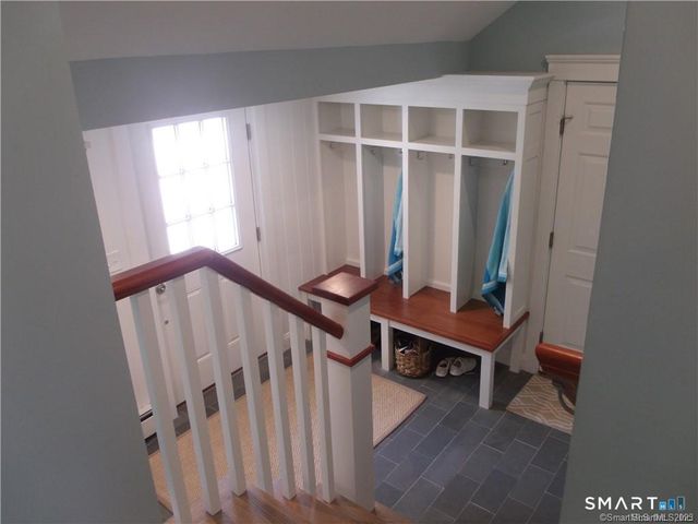 8 Lawson Drive, Madison, CT 06443
