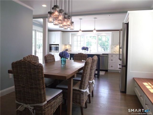 8 Lawson Drive, Madison, CT 06443