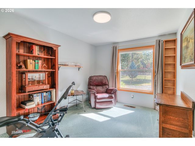 55471 RICHARD Way, Bend, OR 97707