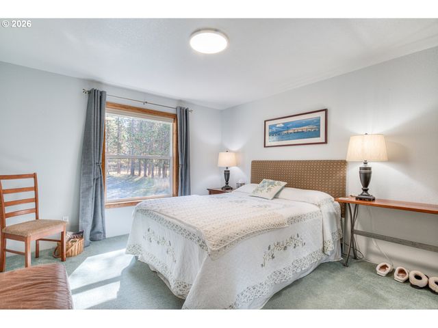 55471 RICHARD Way, Bend, OR 97707