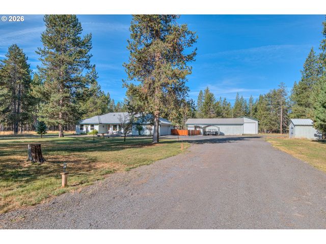 55471 RICHARD Way, Bend, OR 97707