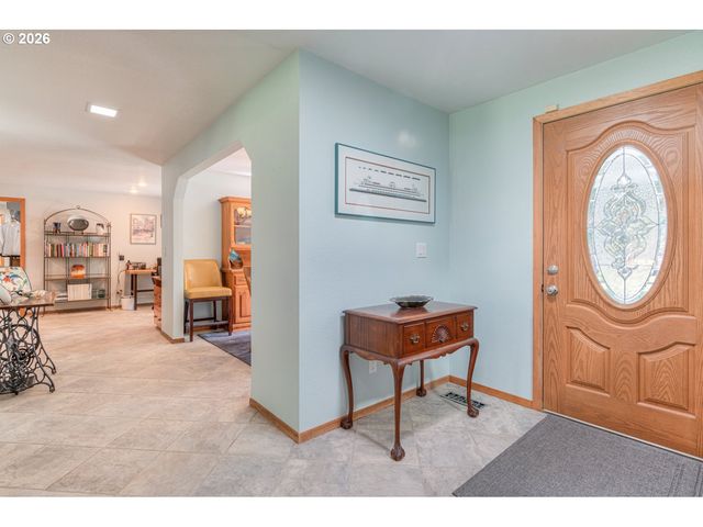 55471 RICHARD Way, Bend, OR 97707