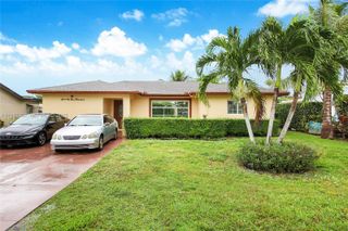 7100 NW 99th Ave, Tamarac, FL 33321