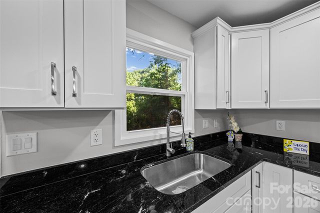 1812 Riveria Drive, Shelby, NC 28150