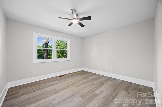 1812 Riveria Drive, Shelby, NC 28150