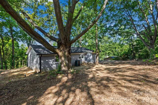 1812 Riveria Drive, Shelby, NC 28150