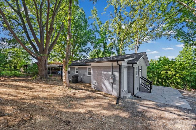 1812 Riveria Drive, Shelby, NC 28150