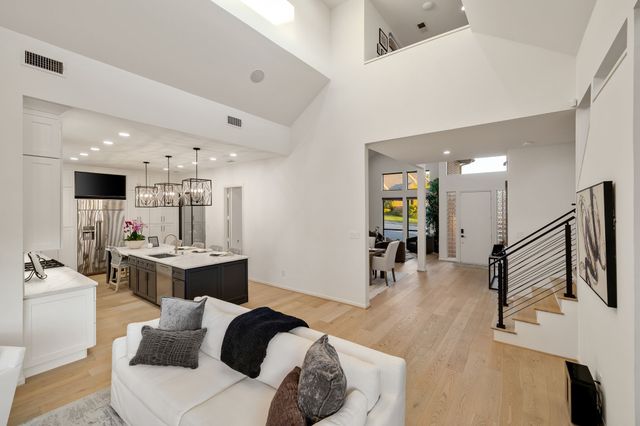 5609 Bent Creek Trail, Dallas, TX 75252