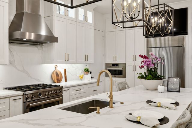 5609 Bent Creek Trail, Dallas, TX 75252