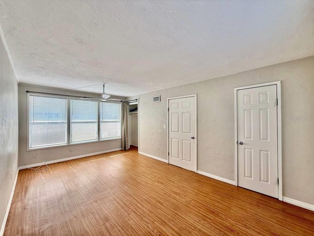5612 18TH AVENUE S, St Petersburg, FL 33707