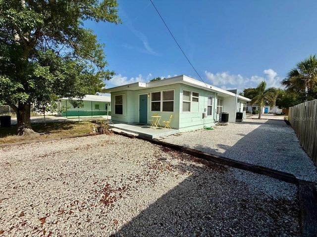 5612 18TH AVENUE S, St Petersburg, FL 33707