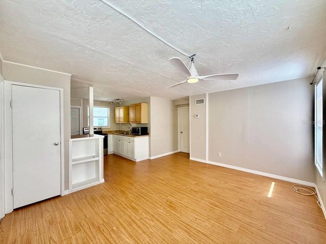 5612 18TH AVENUE S, St Petersburg, FL 33707