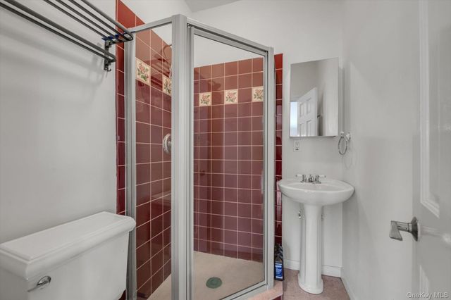 268 Gordon Place, Freeport, NY 11520