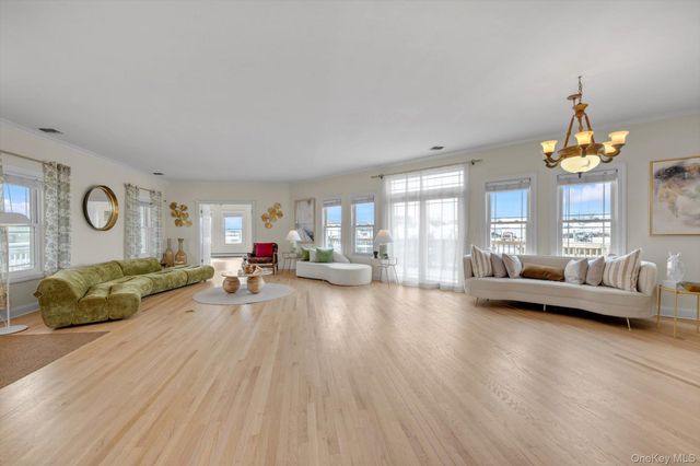 268 Gordon Place, Freeport, NY 11520