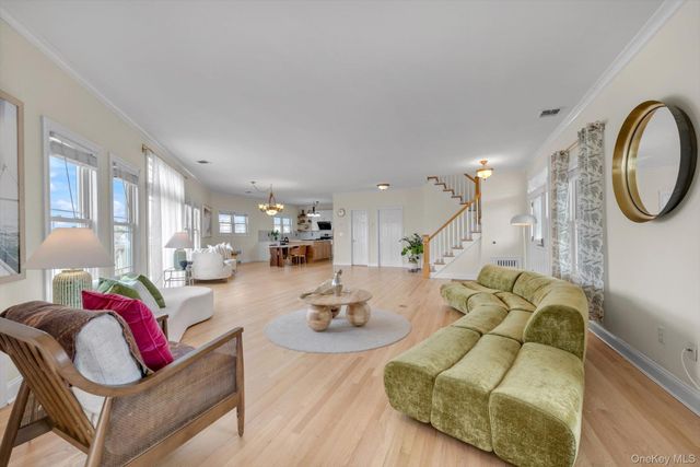 268 Gordon Place, Freeport, NY 11520