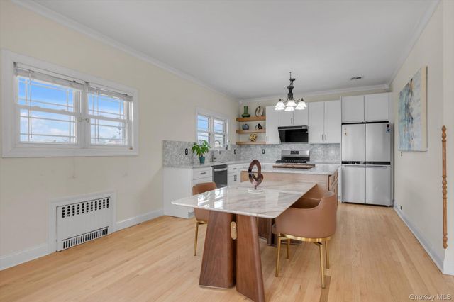 268 Gordon Place, Freeport, NY 11520