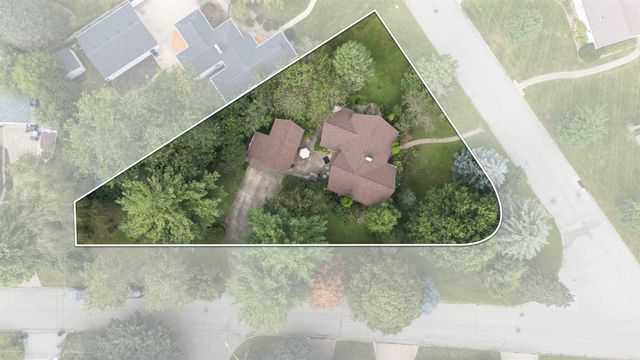 160 Norfolk Road, Waterloo, IA 50701