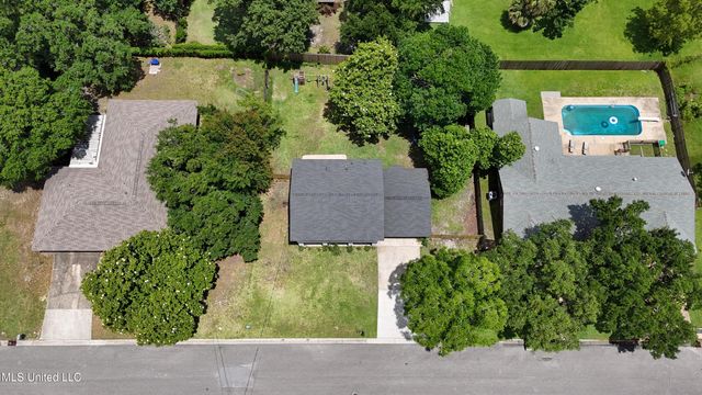 16872 W Landon Green Drive, Gulfport, MS 39503