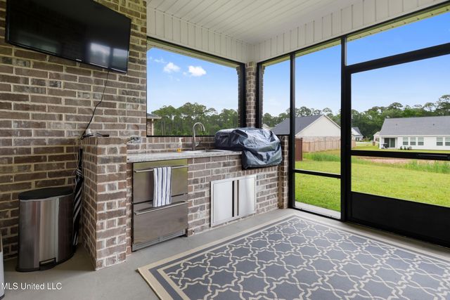 16872 W Landon Green Drive, Gulfport, MS 39503