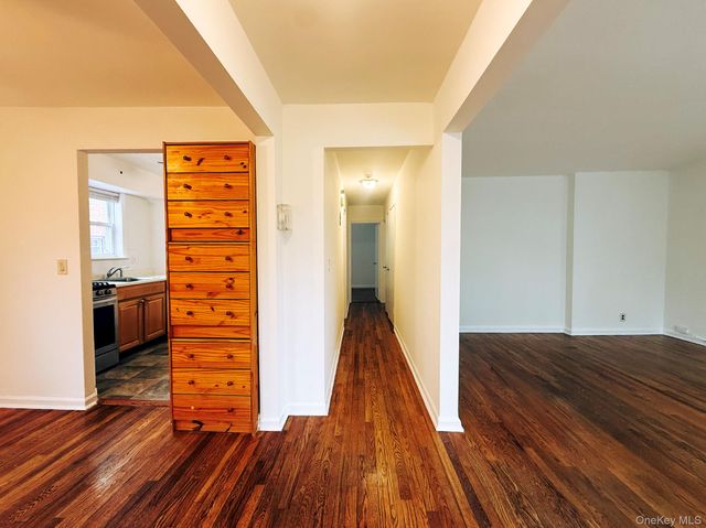 87 Alexander 1, Yonkers, NY 10704