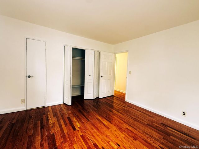 87 Alexander 1, Yonkers, NY 10704