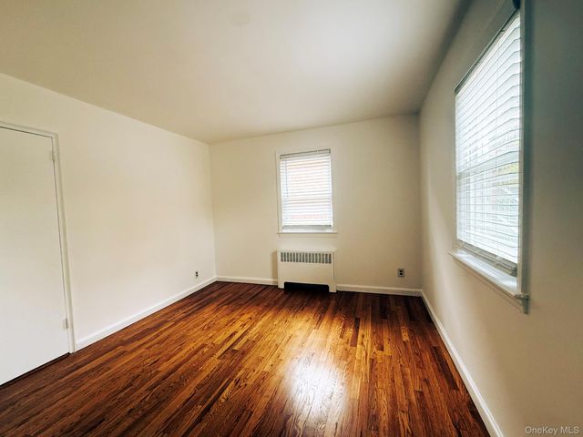 87 Alexander 1, Yonkers, NY 10704