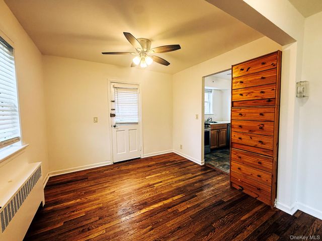 87 Alexander 1, Yonkers, NY 10704